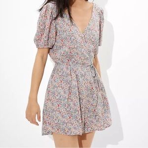 American Eagle Outfitters; Romper; Size M; Floral Design.